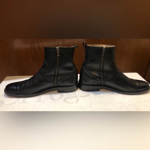 Frye Black Leather Men's Boots (Paul Inside-Zip) - Picture 6 of 12